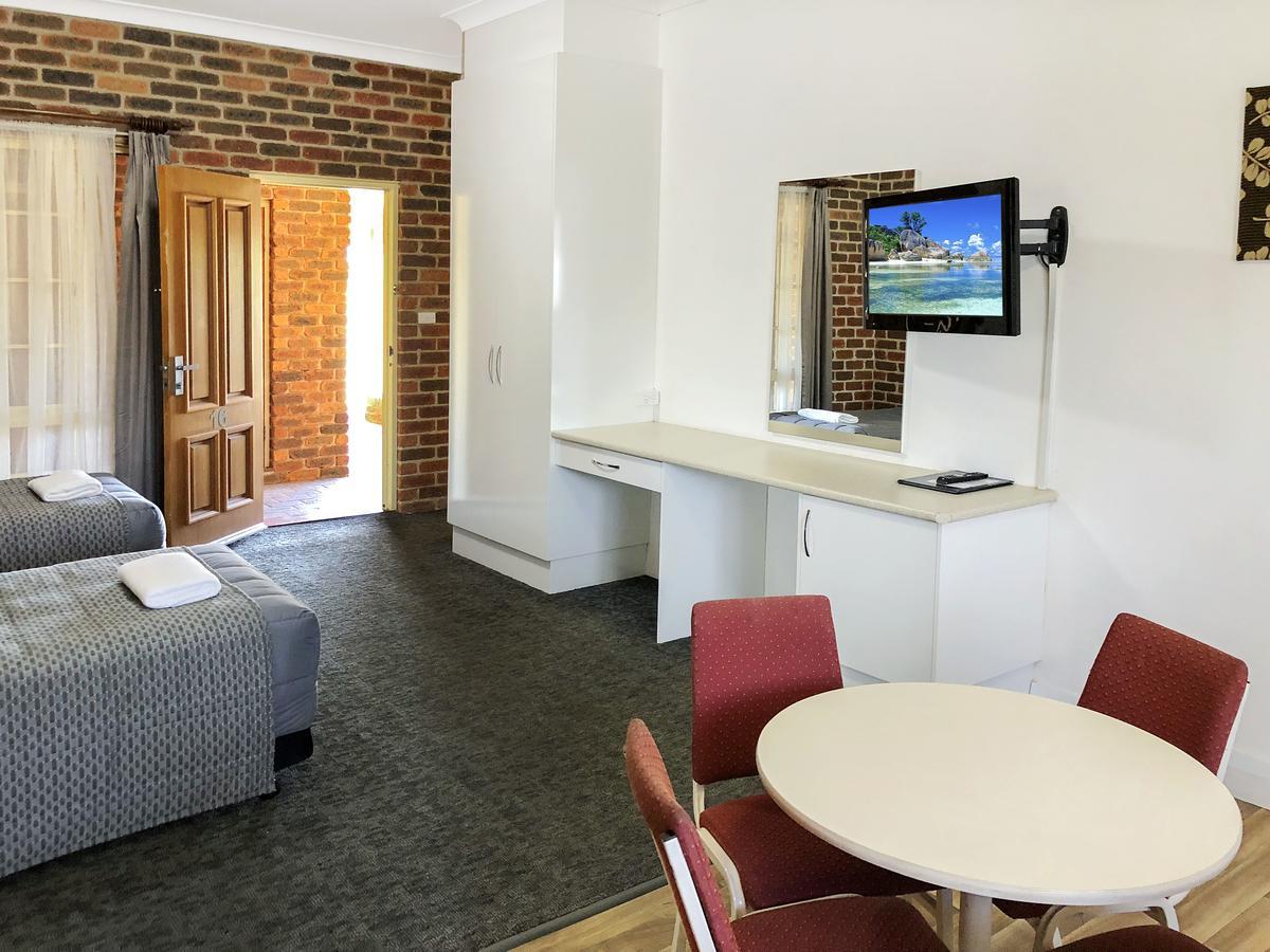 Leeton Heritage Motor Inn Dış mekan fotoğraf