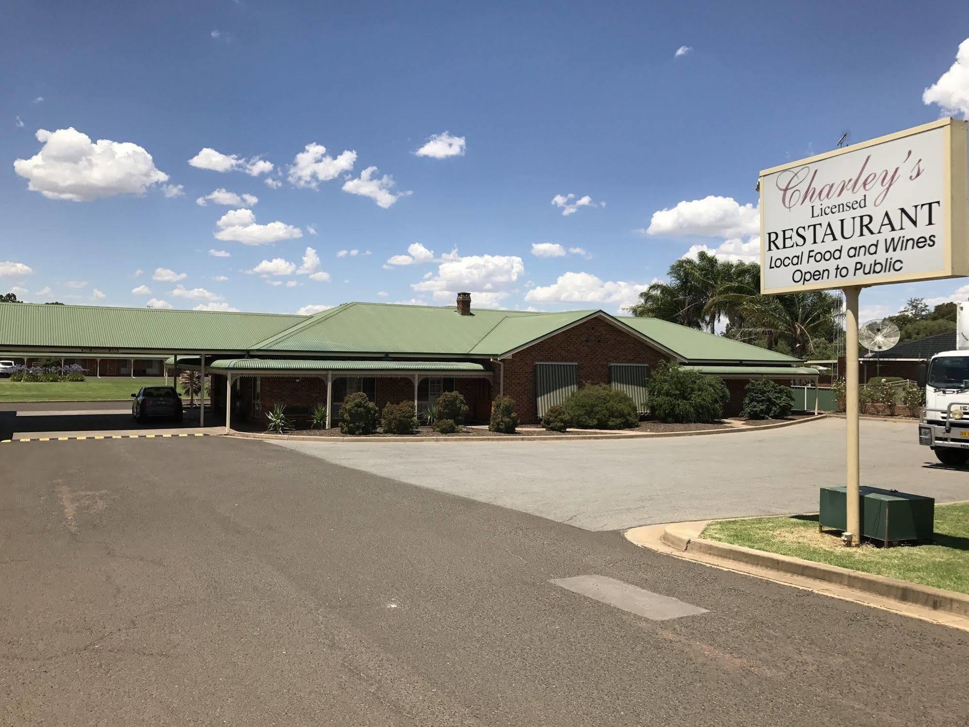 Leeton Heritage Motor Inn Dış mekan fotoğraf
